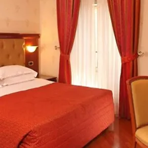 Serena Srl Hotell